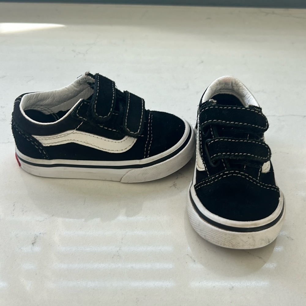 Toddler size 5 Vans